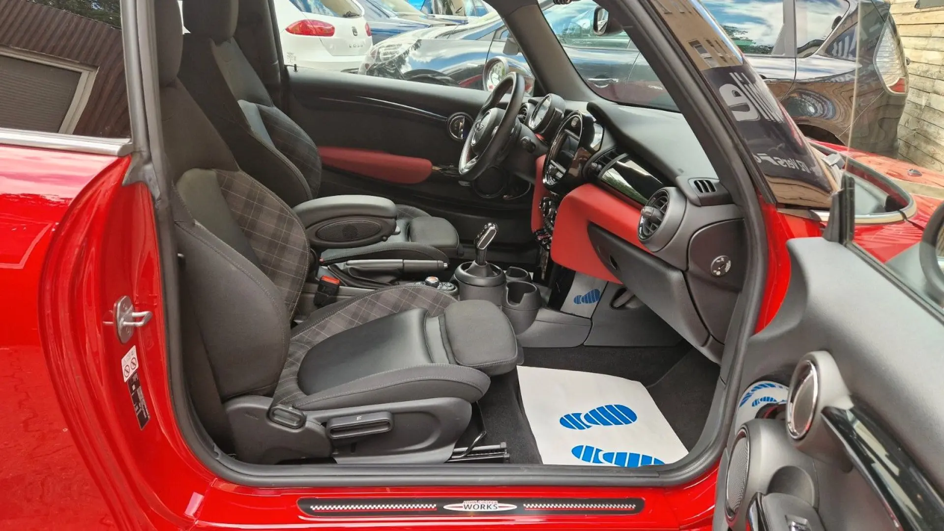 John Cooper Works, Cooper S, Tüv Neu, 1 Hand