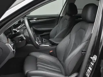 BMW 520 XD LUXURY