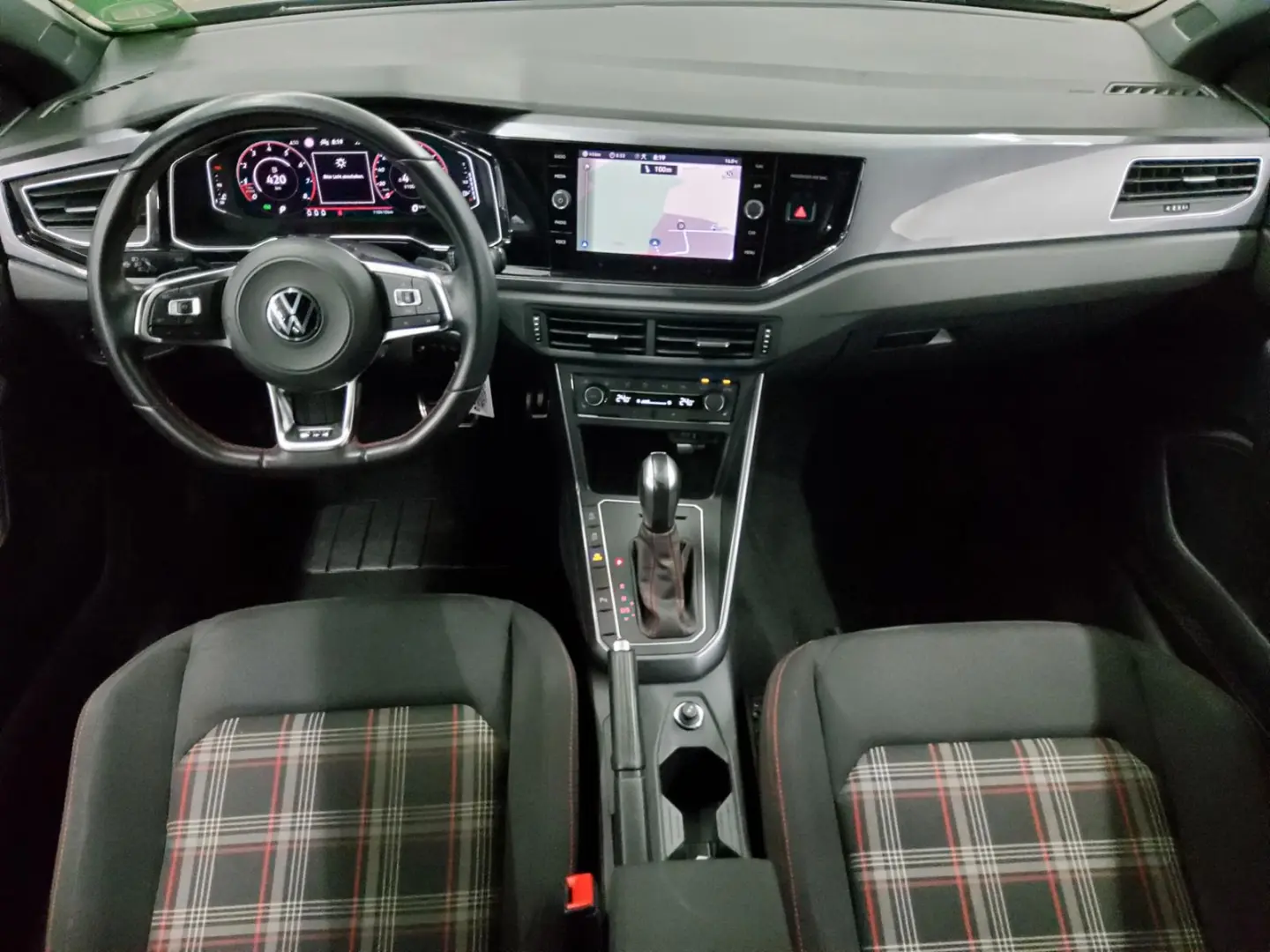 Polo VI 2.0 TSI GTI Navi ACC LED RFK AUT SHZ LM