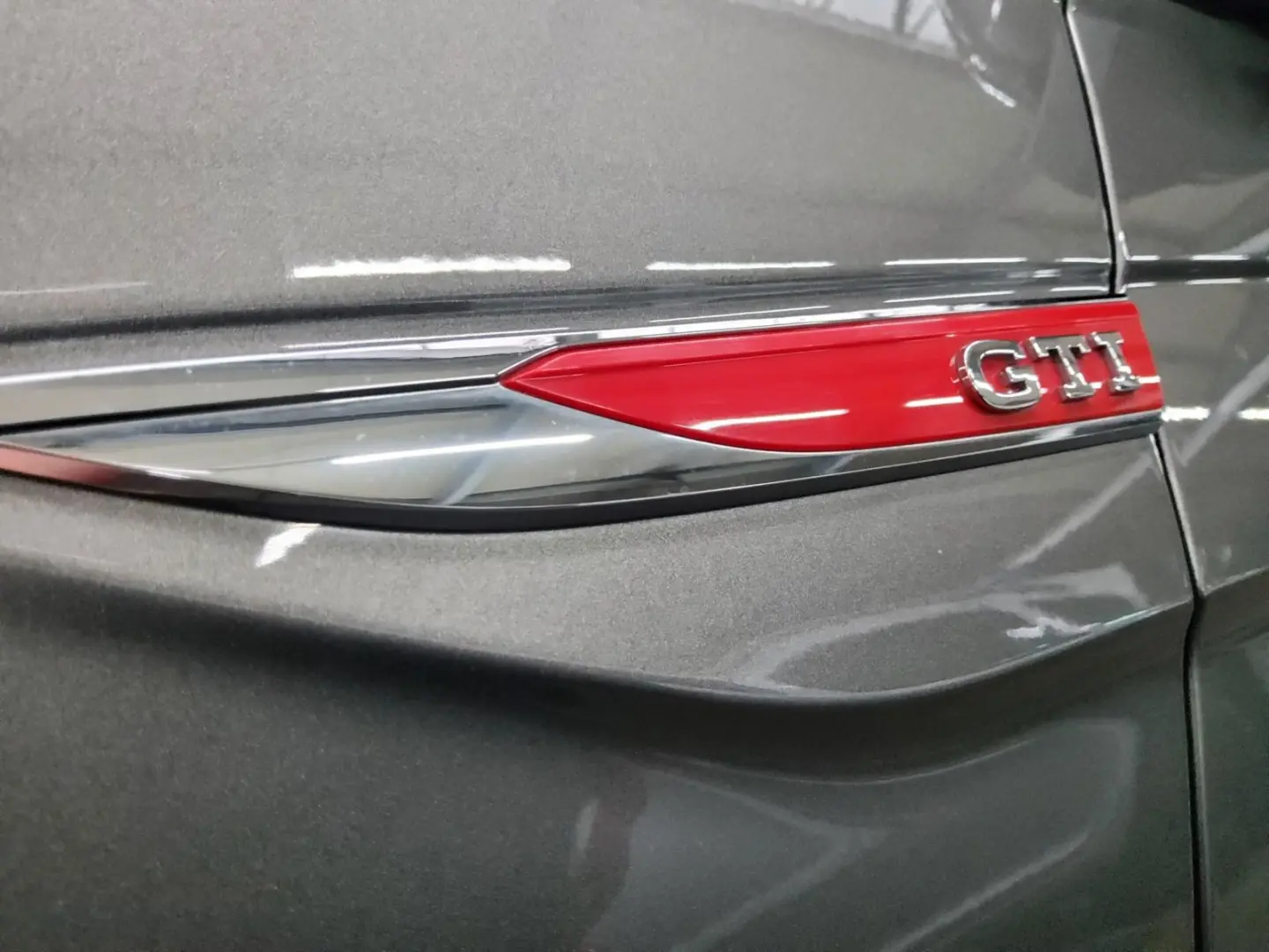 Polo VI 2.0 TSI GTI Navi ACC LED RFK AUT SHZ LM