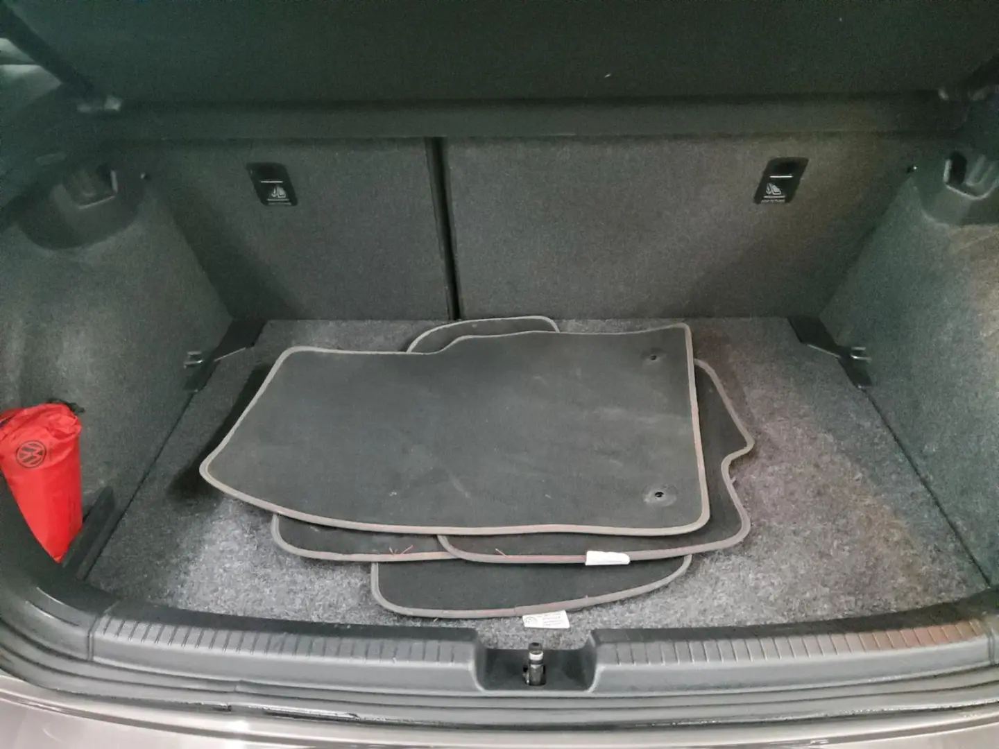 Polo VI 2.0 TSI GTI Navi ACC LED RFK AUT SHZ LM