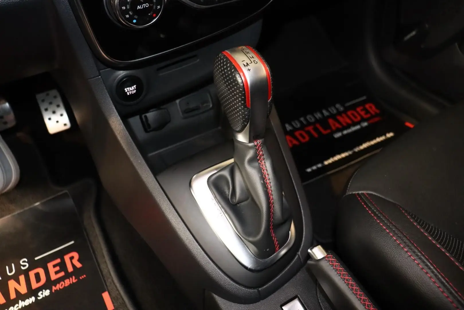 Clio IV RS Renault Sport NAVI*CAM*SHZ*LEDER