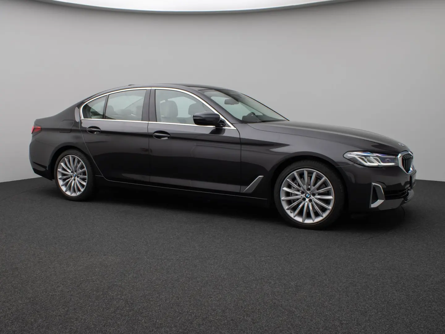 540i Luxury Line Kamera Glasdach Laser HUD H/K