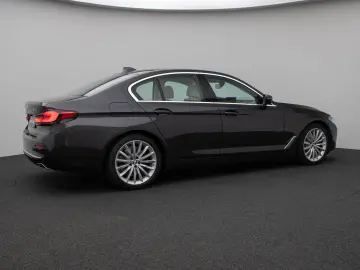 540i Luxury Line Kamera Glasdach Laser HUD H/K