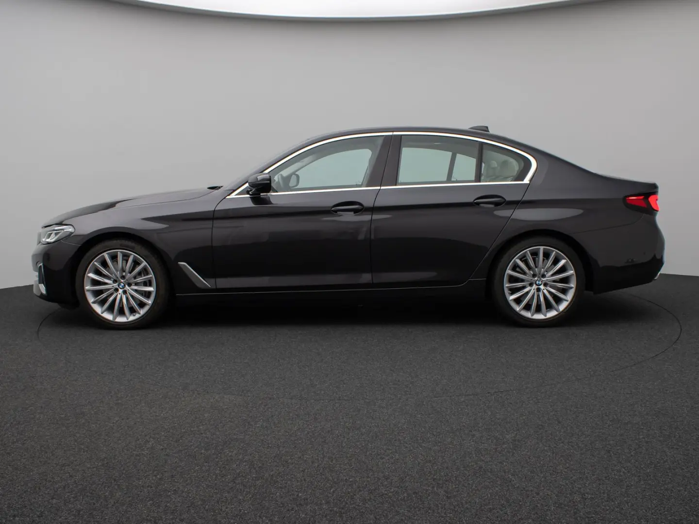 540i Luxury Line Kamera Glasdach Laser HUD H/K