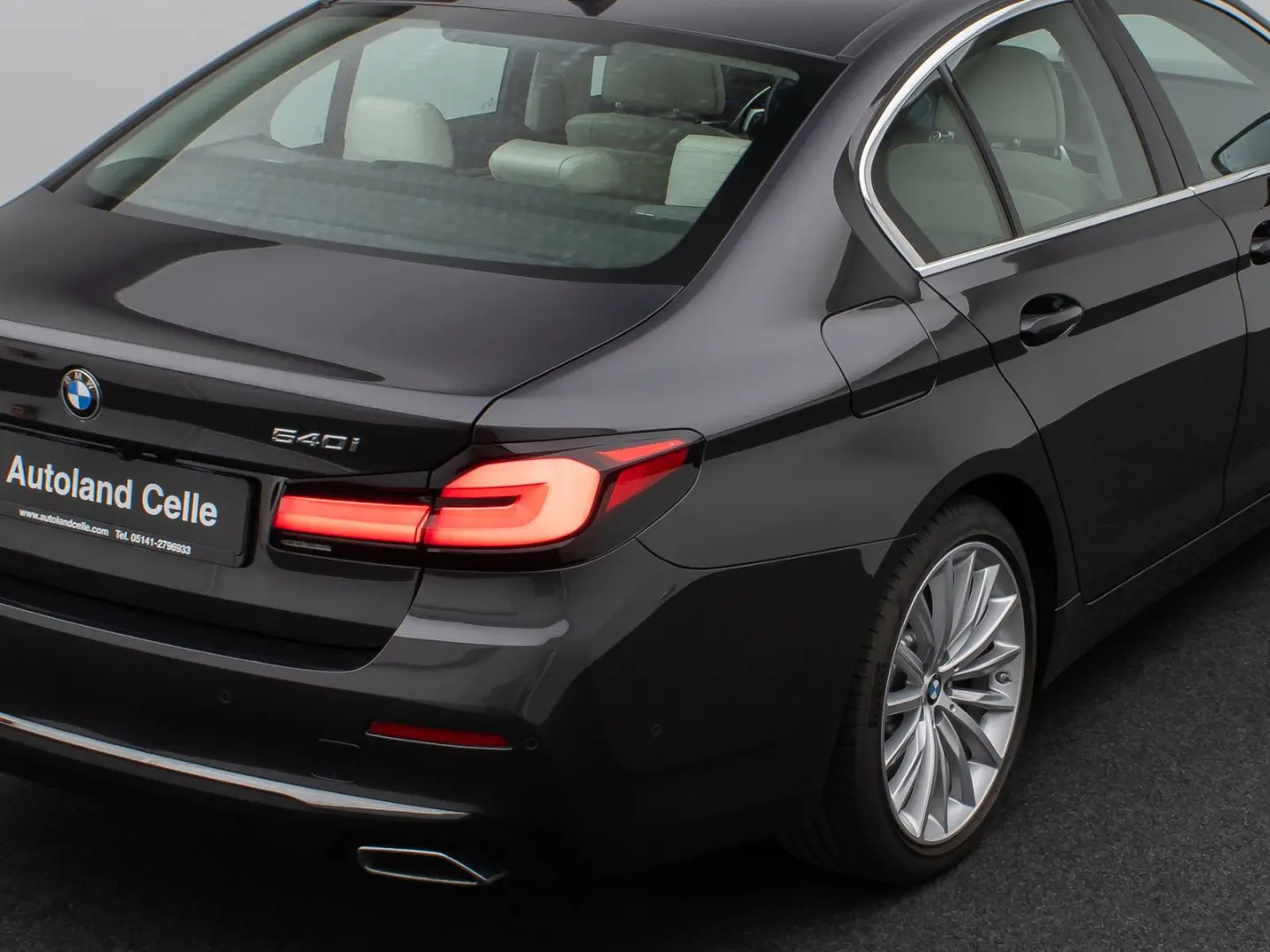 540i Luxury Line Kamera Glasdach Laser HUD H/K