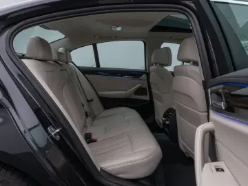 540i Luxury Line Kamera Glasdach Laser HUD H/K