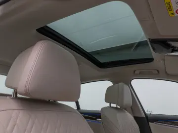 540i Luxury Line Kamera Glasdach Laser HUD H/K