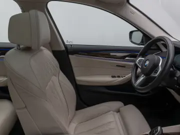 540i Luxury Line Kamera Glasdach Laser HUD H/K