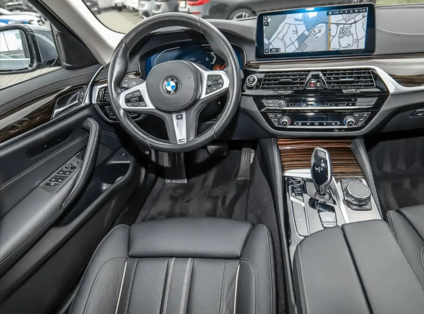 BMW 530 i Limousine Luxury Line