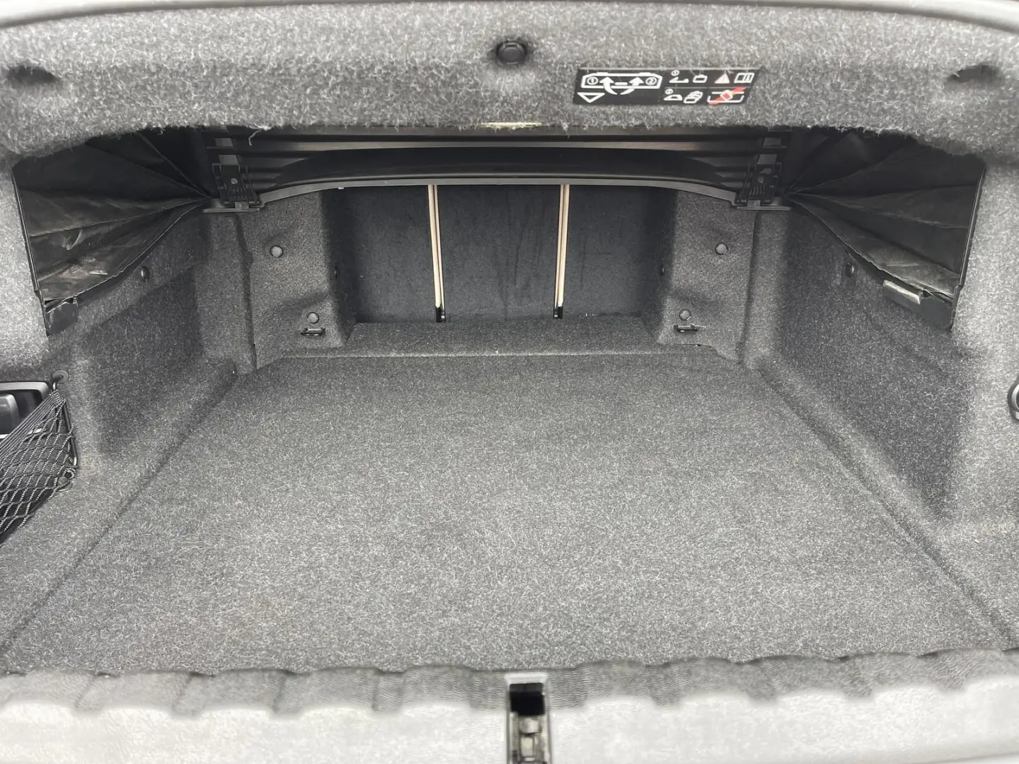 420d Cabrio LED NAVI LEDER SHZ PDC RFK KOMFORTZU
