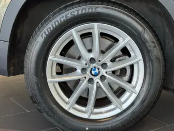 X5 xDrive30d ACC+HUD+LED+HarmanKardon+AHK