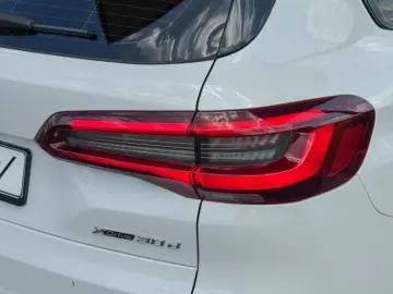X5 xDrive 30 d M Sport PDCv+h LED Rückfahrkam. L