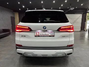 X5 xDrive 30d xLine /Soft-Close /2xTV / PANORAMA