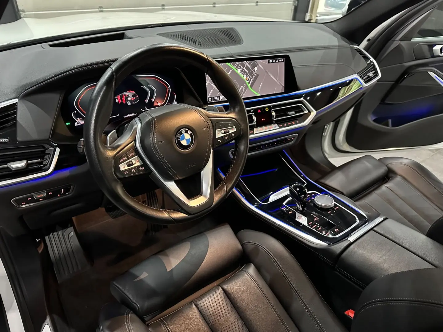 X5 xDrive 30d xLine /Soft-Close /2xTV / PANORAMA