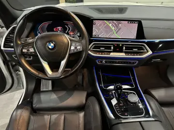 X5 xDrive 30d xLine /Soft-Close /2xTV / PANORAMA