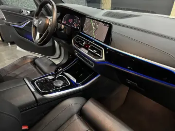X5 xDrive 30d xLine /Soft-Close /2xTV / PANORAMA