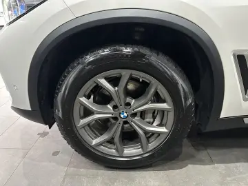 X5 xDrive 30d xLine /Soft-Close /2xTV / PANORAMA