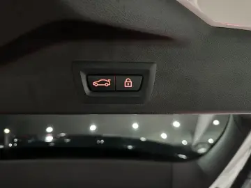 X5 xDrive 30d xLine /Soft-Close /2xTV / PANORAMA