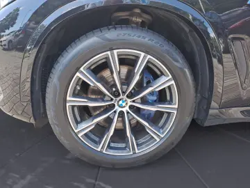 X5 xDrive30d M Sportpaket AHK Head-Up Laserlicht