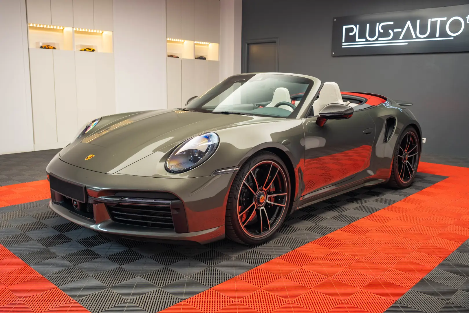 Porsche 992 Turbo S Cabrio