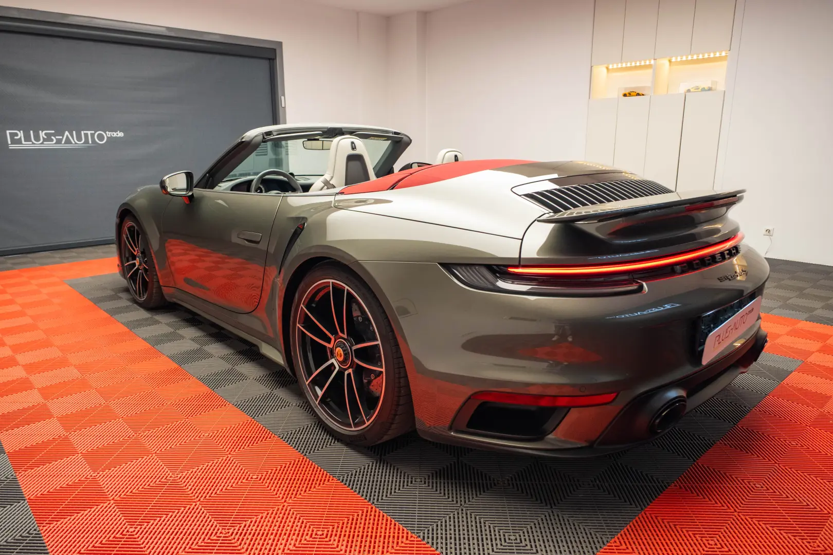Porsche 992 Turbo S Cabrio
