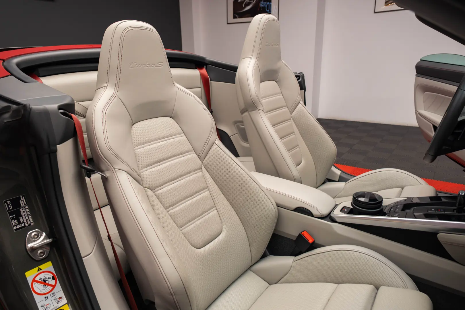 Porsche 992 Turbo S Cabrio
