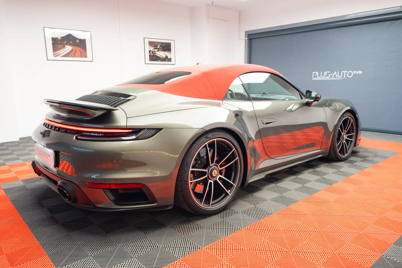 Porsche 992 Turbo S Cabrio