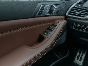 X5 xD30d M Sport Kamera DAB AHK Individual 22Zol