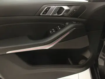 X5 xDrive40d Head-Up HK HiFi DAB RFK Komfortzg.