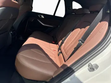X5 xDr.30d M-Sport PANO DAPro Laser KomZu HdUp