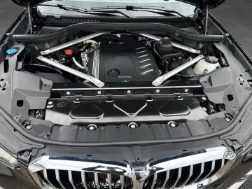 X5 xDrive30d xLine *HuD*