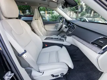 Volvo XC90 T8 Inscription 2023 455 CP