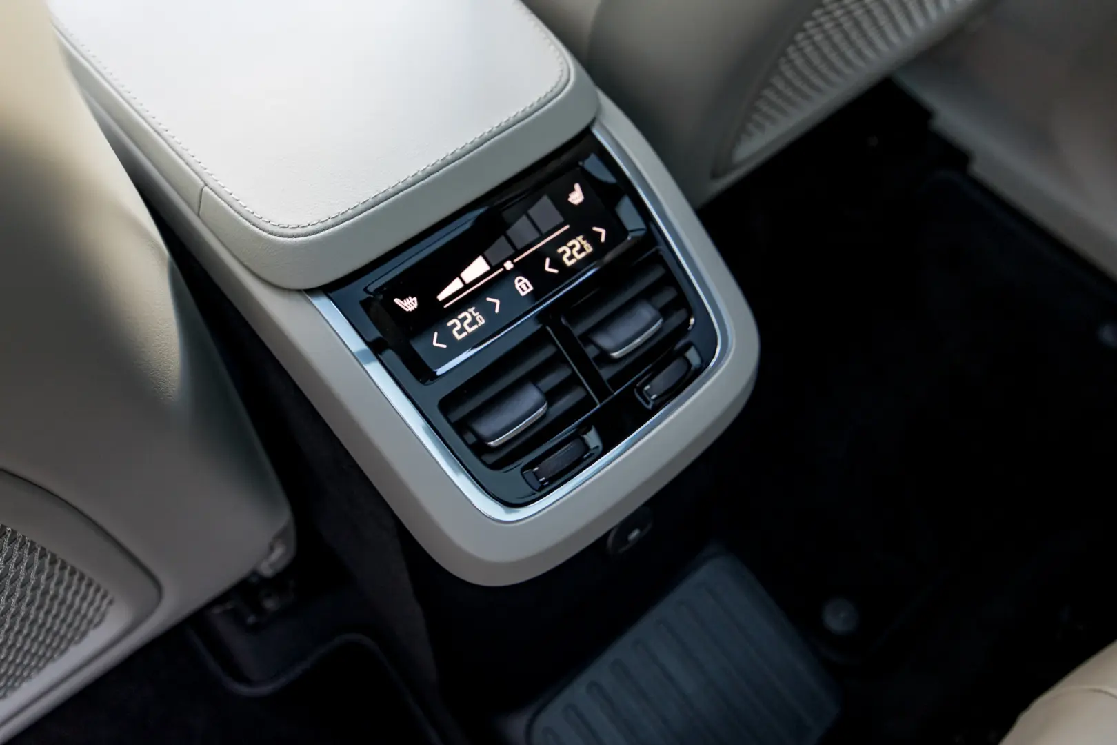Volvo XC90 T8 Inscription 2023 455 CP