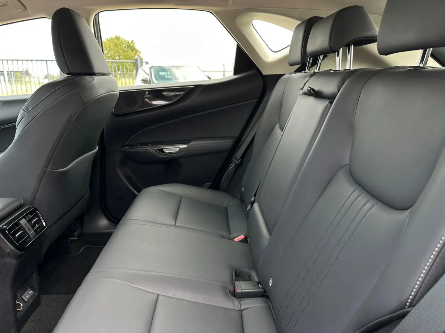 NX 350h Hybrid*LED*ACC*Keyless