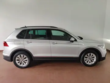 VW Tiguan Noul Tiguan Life 2,0 TDI DSG