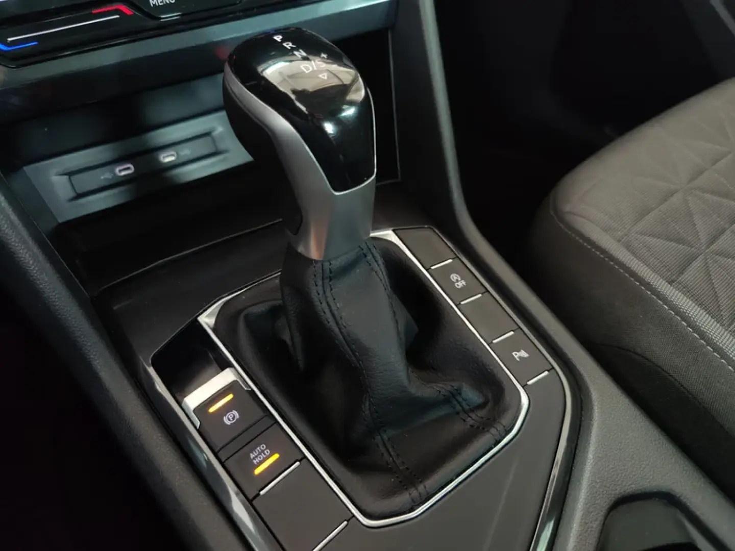 VW Tiguan Noul Tiguan Life 2,0 TDI DSG