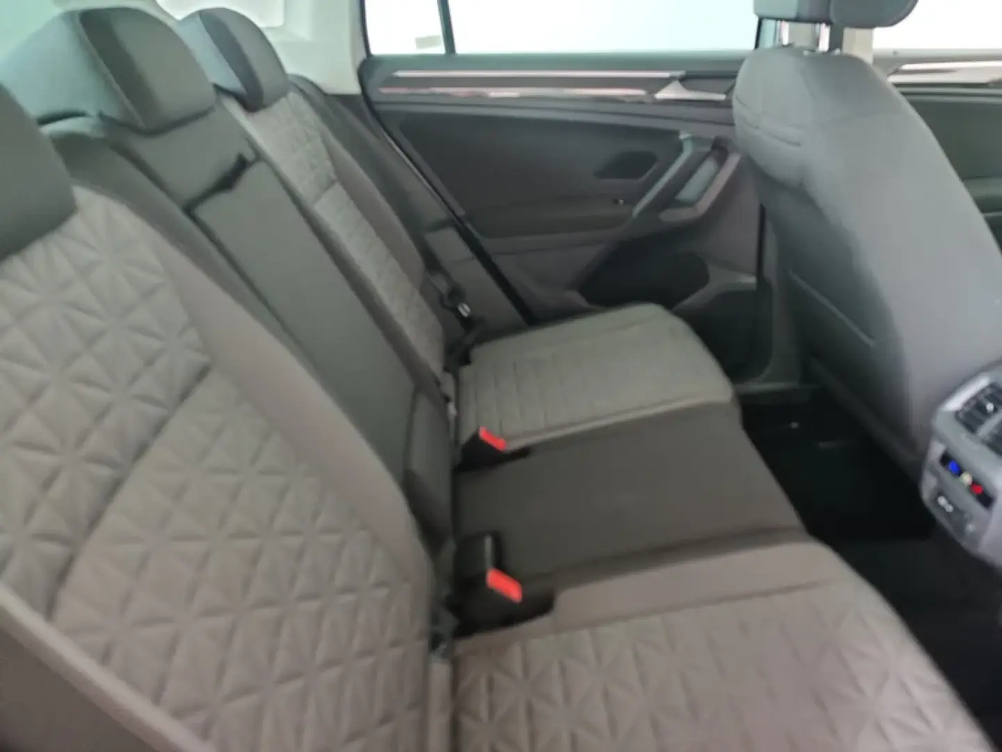 VW Tiguan Noul Tiguan Life 2,0 TDI DSG