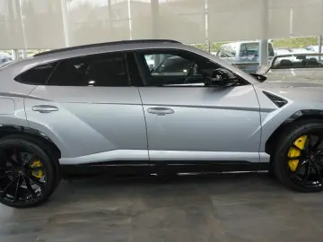 Urus  4.0 V8 Sport*PANO*SOFT*B&O*23