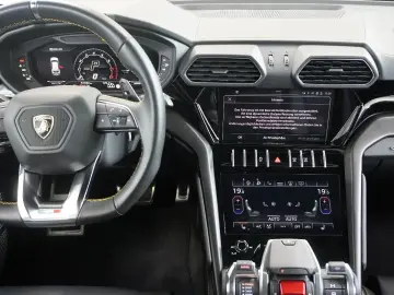 Urus  4.0 V8 Sport*PANO*SOFT*B&O*23