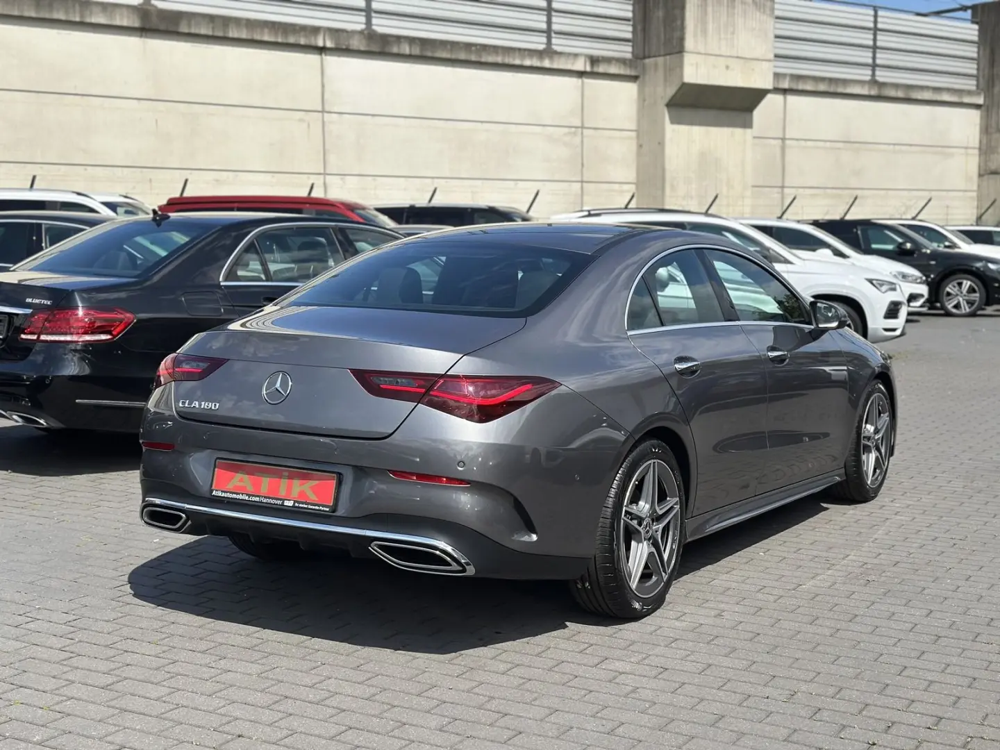 CLA 180 AMG Line | LED | SHZ | CAM | Keyless | D