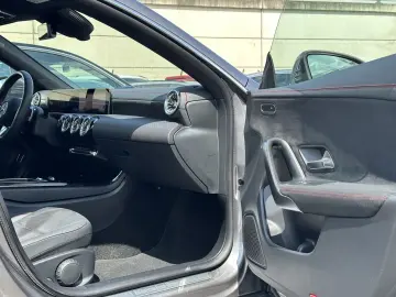 CLA 180 AMG Line | LED | SHZ | CAM | Keyless | D