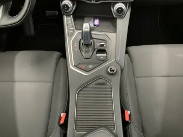 01 1.5 T PHEV Pano/SHZ/Navi/Cam/PDC