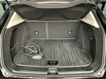 01 1.5 T PHEV Pano/SHZ/Navi/Cam/PDC
