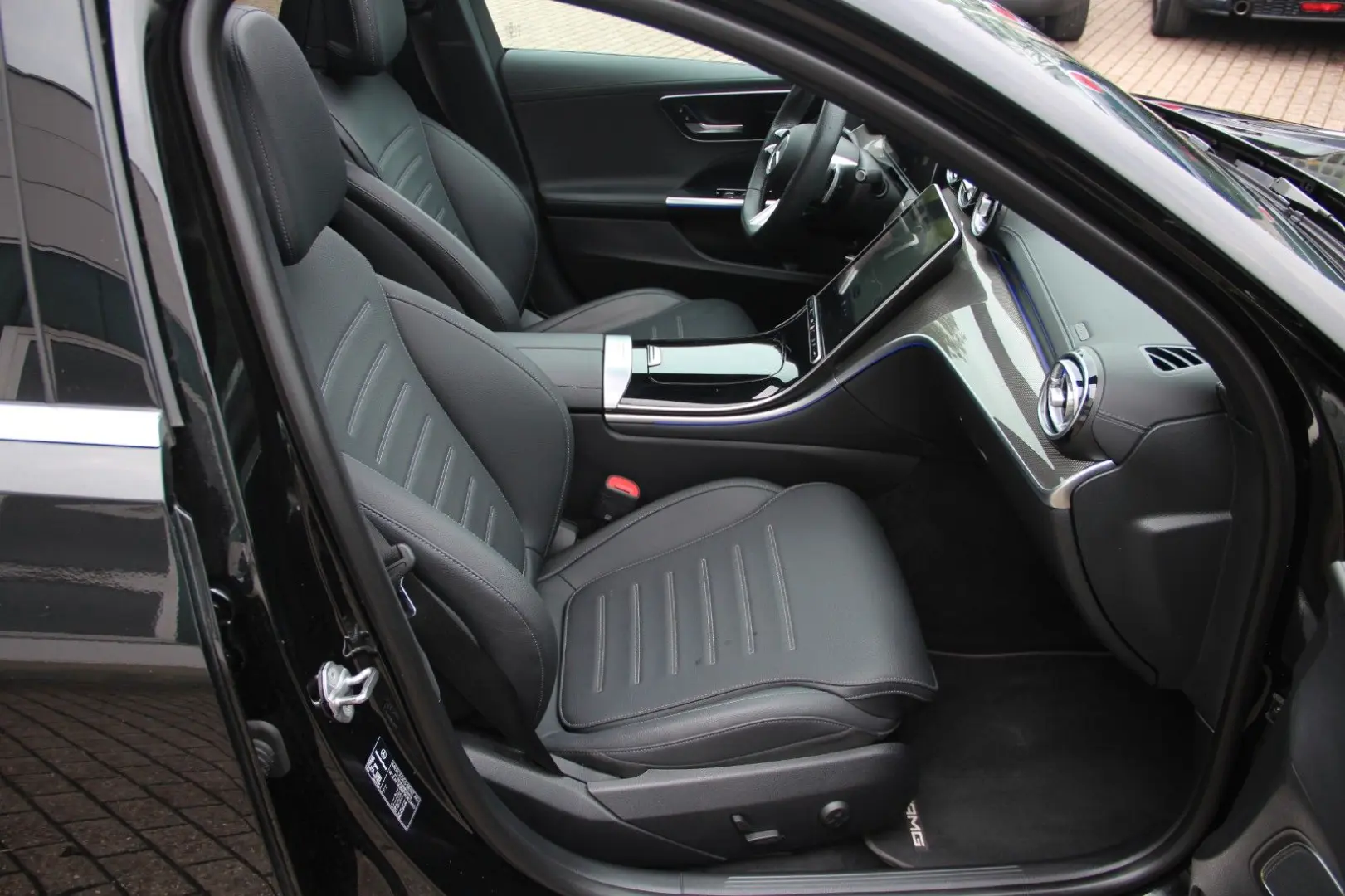 C 220 d AMG Line, Panorama, Multi, RFK, ACC MBUX