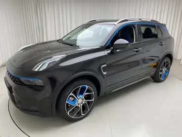 01 PHEV 1.5 Plug-in-Hybrid Automatik 360° Kamera