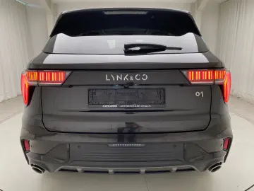 01 PHEV 1.5 Plug-in-Hybrid Automatik 360° Kamera