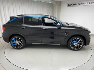01 PHEV 1.5 Plug-in-Hybrid Automatik 360° Kamera