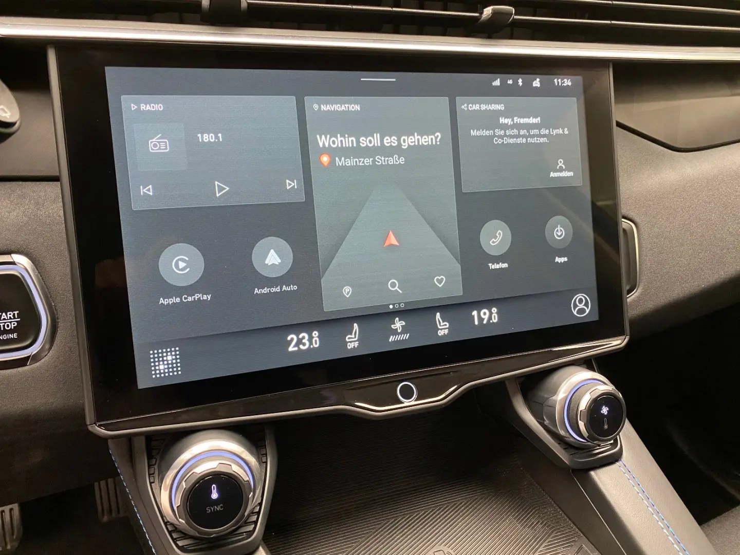 01 PHEV 1.5 Plug-in-Hybrid Automatik 360° Kamera