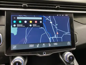 01 PHEV 1.5 Plug-in-Hybrid Automatik 360° Kamera